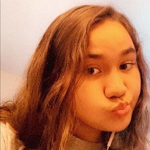 Meet your Posher, Alana